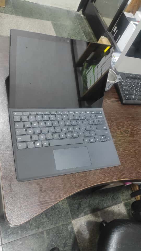 تبلت مایکروسافت سرفیس پرو 6 (استوک) Surface Pro 6 | 16GB RAM | 512GB | I7