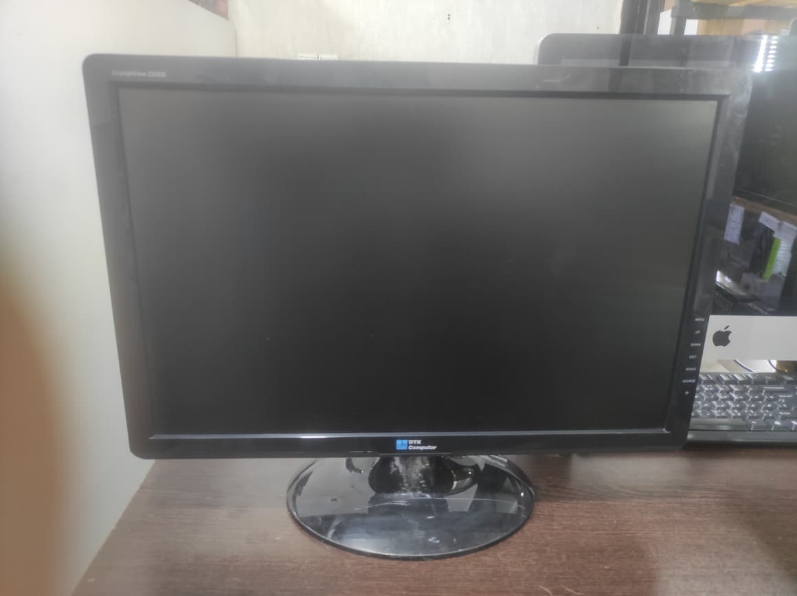Monitor 22 inch VGA مانیتور 22 اینچ پورت VGA استوک