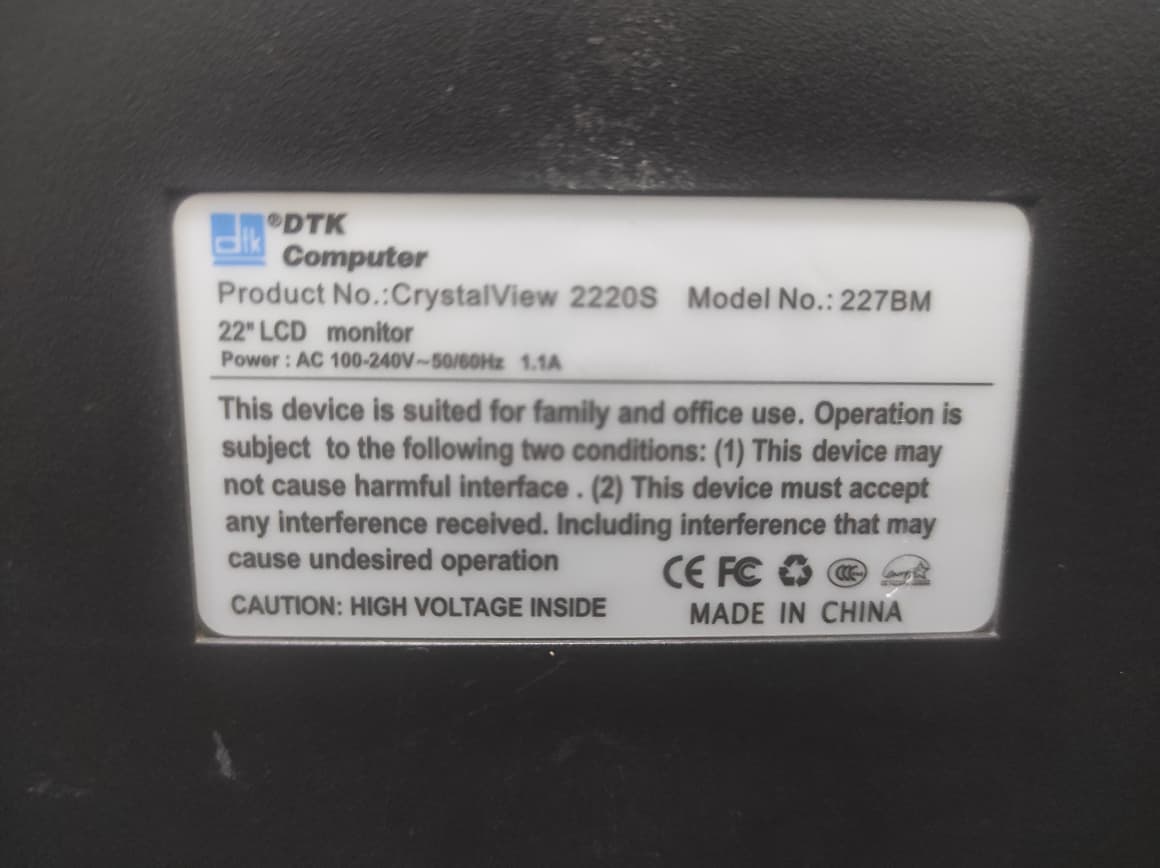 Monitor 22 inch VGA مانیتور 22 اینچ پورت VGA استوک - Image 4
